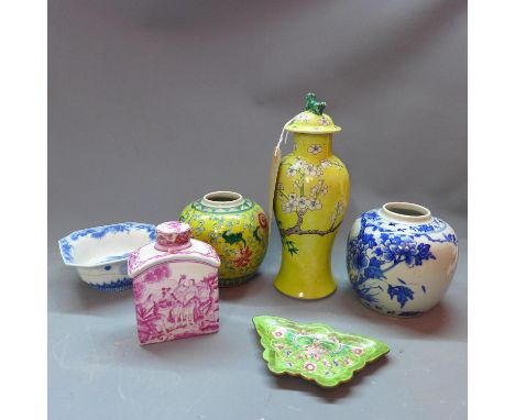 A collection of late 19th/ early 20th century Chinese porcelain to include a faille verte vase and cover, a famille verte gin