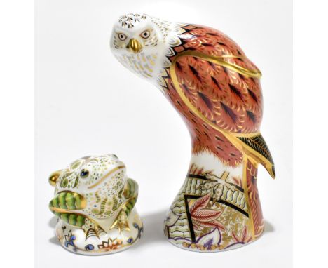 ROYAL CROWN DERBY; two animal form paperweights, comprising 'Red Kite', height 19cm, and 'Toad', no.692-3500 (2).Additional I