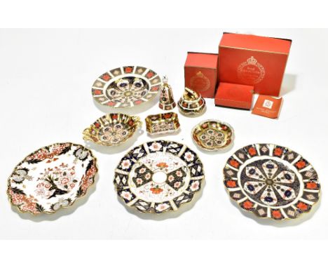 ROYAL CROWN DERBY; seven assorted pieces decorated in no.1128 pattern, comprising a table lighter, height 7.5cm, bell, height