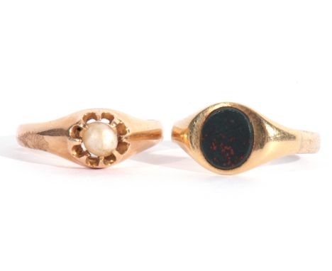 Mixed Lot: two yellow metal ring, a gents signet ring with a bloodstone panel, together with a seed pearl set ring, 5.7gms g/