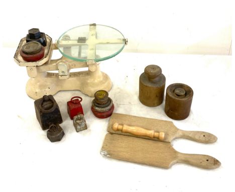 Vintage kitchen scales, various kitchenalia 