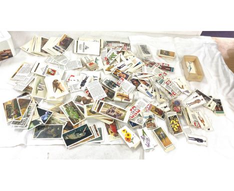 Selection of vintage cigarette cards to includes John Players, Wills etc 