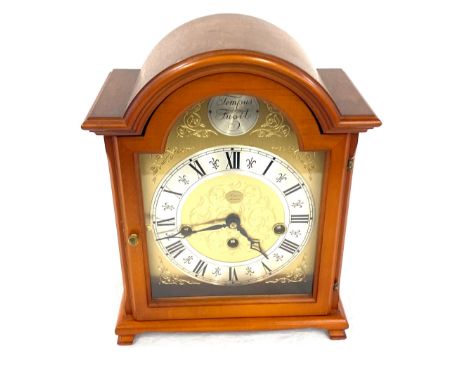 3 Key hole small bracket clock with key