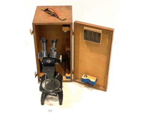 Reynolds &amp; Branson Ltd cased Prior microscope, no. 29135, case 8.5"w x 10"d x 17"h
