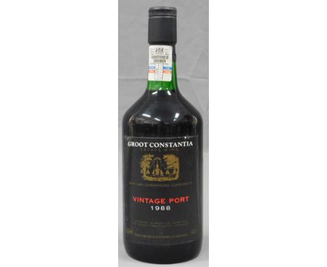 1988 Groot Constantia Estate Wine. Wein.750 ml. Nummeriert auf der Banderole "F079 033312". Wyn van Oorsprong Constantia. Bez