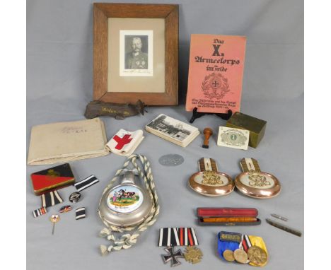 Konvolut Militaria. Orden. Abzeichen. Hindenburg.Konvolut  Militaria. Orden, Feldkarte, Reservisten - Feldflasche aus dem 1. 