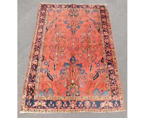 US - Saruk Reimport Teppich.201 cm  x 137 cm. Handgeknüpft. Wolle auf Baumwolle. Wohl 90 - 120 Jahre alt. Iran. Persien. Vers