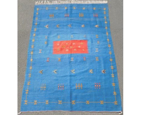 Berber Kelim Nordafrika.195 cm x 142 cm. Handgewebt. Wolle auf Baumwolle. Stammesteppich. Wohl Marokko, Atlas Gebirge. Wohl M