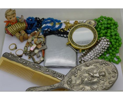 Costume jewellery, a vintage brush and comb and a cigarette case, etc.