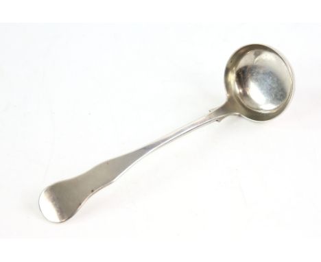 Fiddle pattern Scottish silver toddy ladle, Edinburgh 1811.     