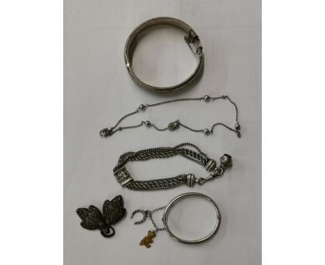 Silver jewellery to include a childs bangle by Charles HornerLocation: Cab 