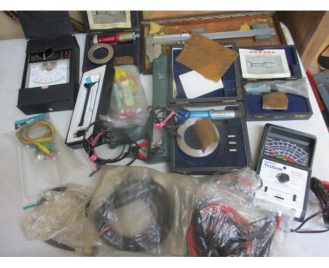 Mixed engineering tools to include Bowers Internal Micrometers, Gunsons Testune and other items 