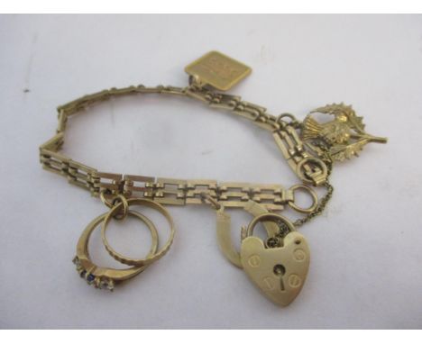 A 9ct gold gate link charm bracelet, 15g 