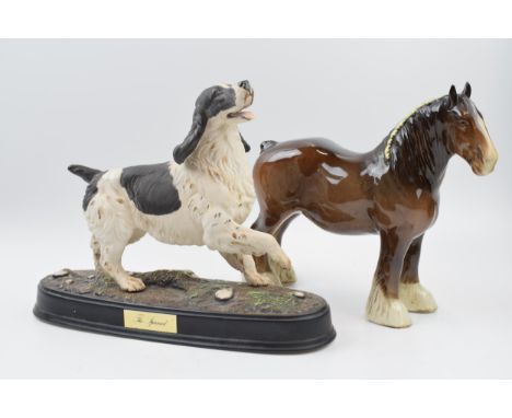 Beswick Spaniel on Ceramic plinth with brown 818 shire (2).  In good condition with no obvious damage or restoration.