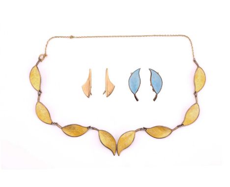 A lot with a David Andersen silver enamel necklace, a pair of similar earrings, and a pair of George Tarratt abstract earring