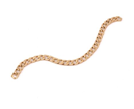 A flat curb link bracelet, with a figure of eight clasp, marked as '750', measuring 21.5 cm in length, total weight of item 3