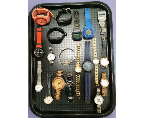 SELECTION OF LADIES AND GENTLEMEN'S WRISTEWATCHESincluding G-Shock, Casio, Swatch, Rotary, Lorus and Bering (19)