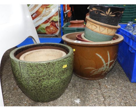 Quantity of Ceramic Garden Planters 