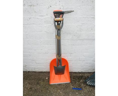 Quantity of Garden Tools 