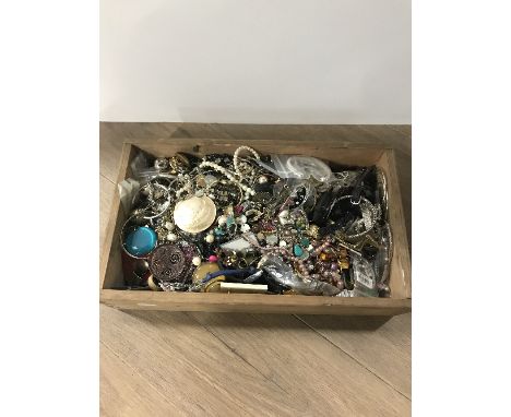 BOX OF COSTUME JEWELLERY