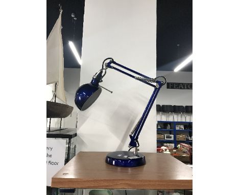 MODERN ANGLE POISE LAMP