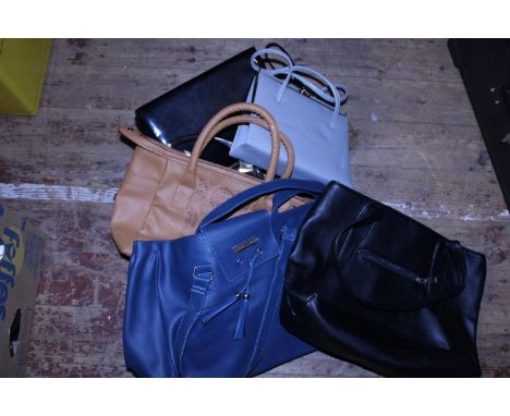 A selection of vintage handbags 