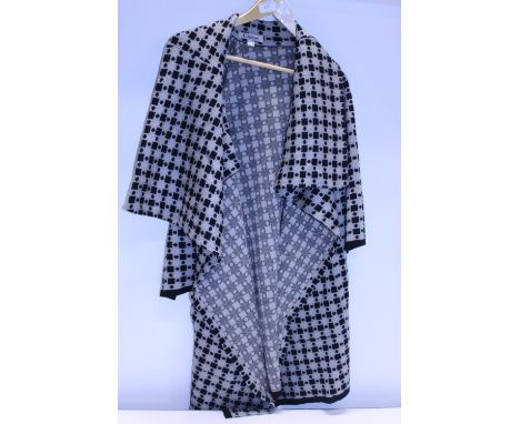 A vintage ladies Chole garment size small 