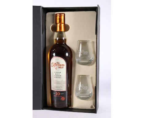 ARRAN 10-year-old single malt Scotch whisky special edition bottle and glass pack gift set with a bottle of ten-year-old 46% 