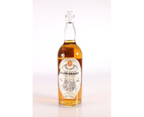GLEN GRANT 25 year old single malt Scotch whisky, bottled by Gordon and McPhail of Elgin, 26 2/3 fl ozs, 70° proof, 1970s bot