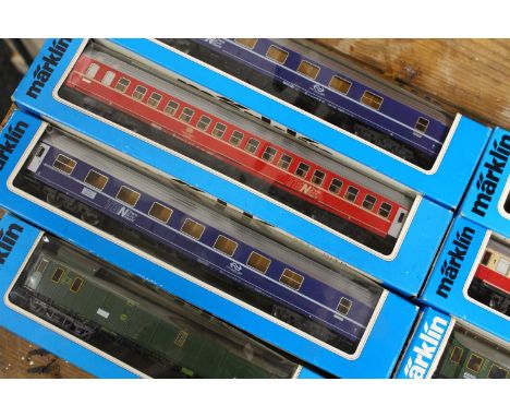 Marklin of Germany OO gauge HO scale model railway rolling stock including 4074, 4098, 4136, 4137, 4143, 4150 and 4151 x2, ea