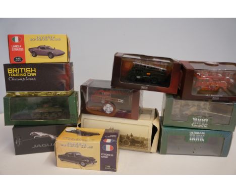 Collection of 11 model vehicles