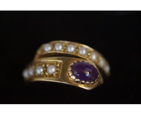 9ct Gold ring set with purple stone &amp; pearls