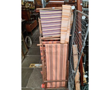 6 vintage deck chairs to include 2 steamers. 
