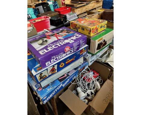 A selection of vintage toys and games to include Ideal Erector 500, Binatone TV game, Nikko RC car, etc. 