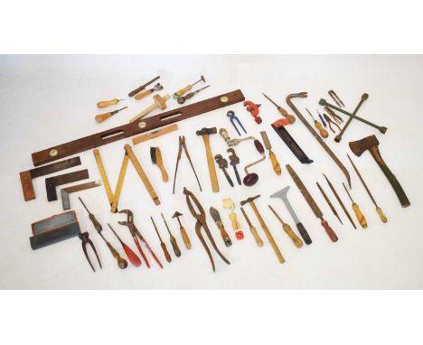 Quantity of vintage tools including hammers, screwdrivers, measuring tools, etc