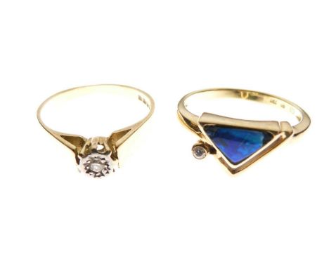 18ct gold single-stone diamond ring, size L½ approx, and a yellow metal (18ct) ring set triangular opal panel, size O, togeth