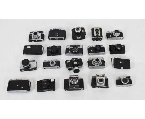 Group of twenty various branded vintage cameras to include; Kodak, Agfa, Konica, Ensign, Kodak Brownie Reflex, Canon ML, unbr