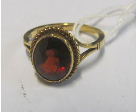 A 9ct ring