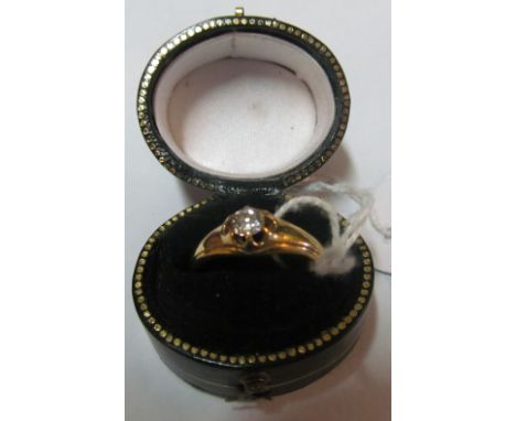 An 18ct gold single stone diamond ring 2.9g