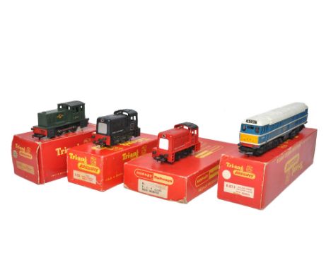 Group of Model Railway comprising of Tri-ang/Hornby OO Gauge R253 Diesel Dock Shunter Red, R559 Diesel Shunter Green, R253 Do