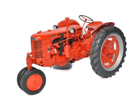 Franklin Mint 1/12 Farm Model issue comprising Case SC Tractor. Generally good, missing exhaust, broken off. 