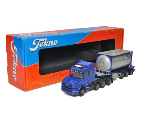 Lion Toys 1/50 diecast model truck issue comprising Scania T Cylinder Tanker Trailer. Generally good, some signs of display w