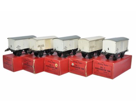 A group of 5 Hornby Model Railway O Gauge No.1 Refrigerator Vans including NE. Generally in good condition with boxes, some w