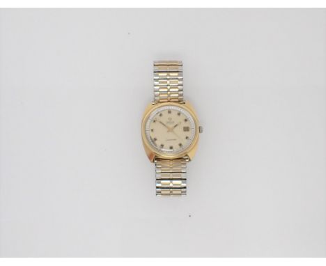 A  gentleman's Omega Automatic Seamaster Wristwatch the champagne dial with hourly dot markers, minute track, sweep seconds h