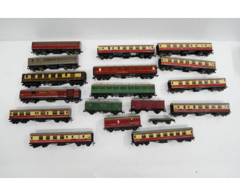 A collection of approximately fifteen Hornby railway coaches 00 gauge 