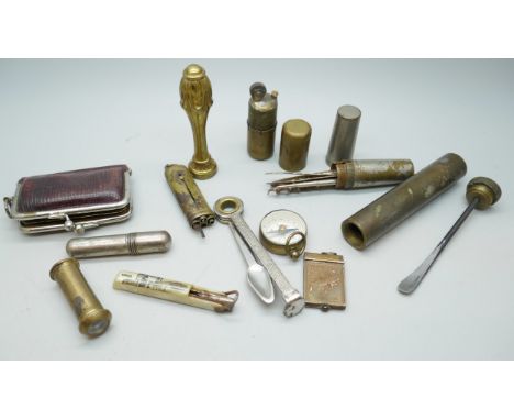 A compass, a sovereign purse, tool sets, etc.