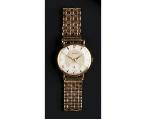 A GENTLEMAN'S WRISTWATCH BY ROTARY, the circular signed silvered dial with alternate Arabic numerals and tapered baton marker