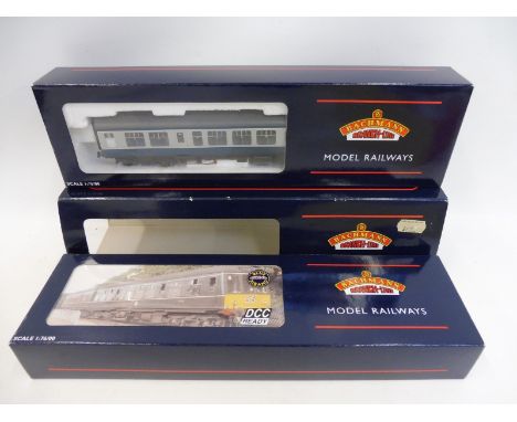 A Bachmann class 108 locomotive DCC ready and a blue and grey car, DMU.