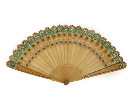 A Circa 1830's Good Horn Brisé Fan with pointed tips to the twenty-one inner sticks and two guards. Barrel head. The decorati