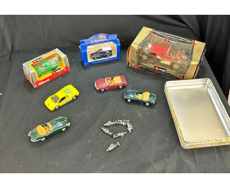 Selection of vintage and later cars includes boxed Burago Mercedes Benz SSk 1928, Porsche 928,  Lamborghini etc